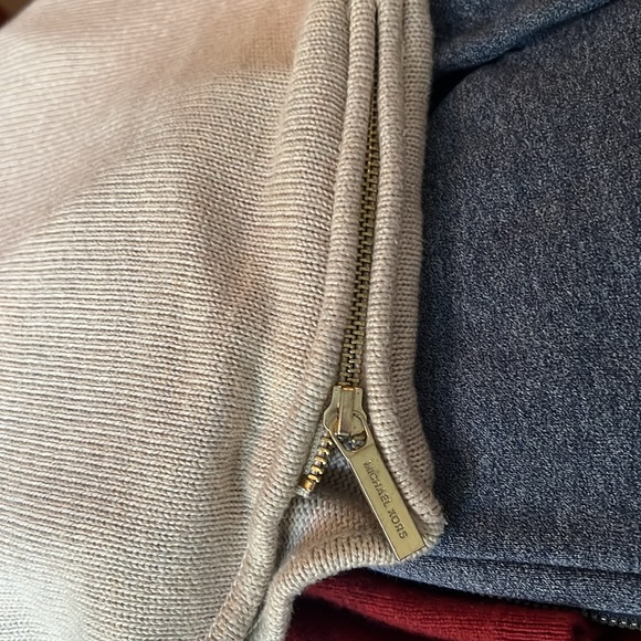 Michael Kors Sweater - Picture 7 of 7